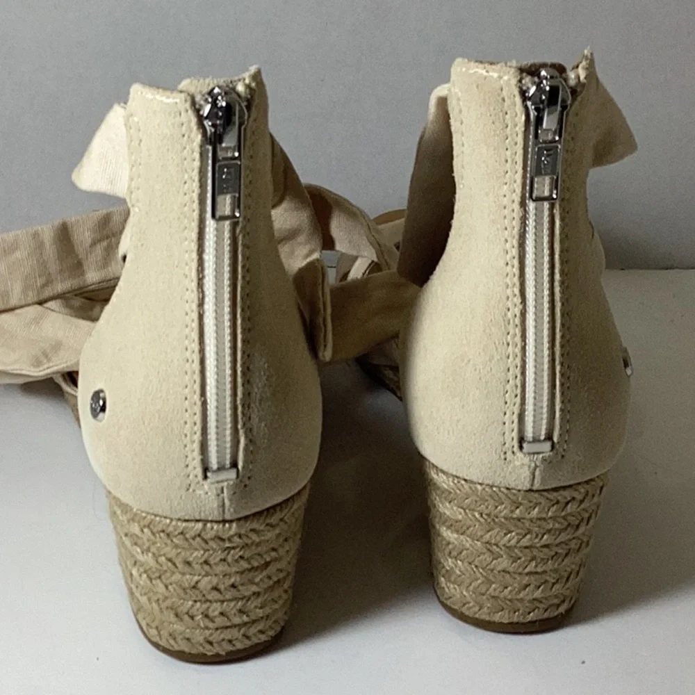 UGG  Yarrow Women's